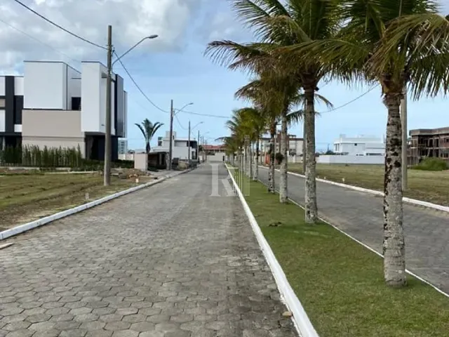 Terreno com 360m², à venda, no bairro XV de Novembro em Tijucas