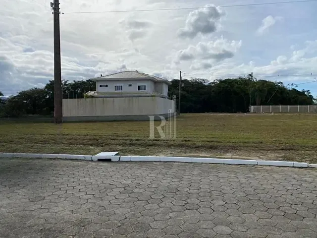Terreno com 360m², à venda, no bairro XV de Novembro em Tijucas
