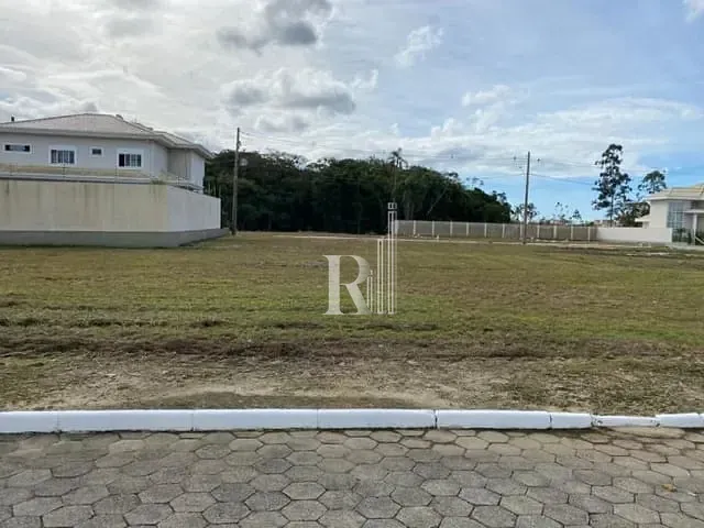 Terreno com 360m², à venda, no bairro XV de Novembro em Tijucas
