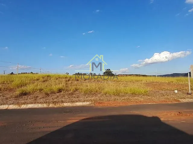 Terreno com 330m², à venda, no bairro Bourbon  em Guaxupé