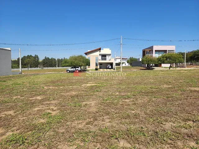 Terreno com 300m², à venda, no bairro Centro em Rio das Pedras