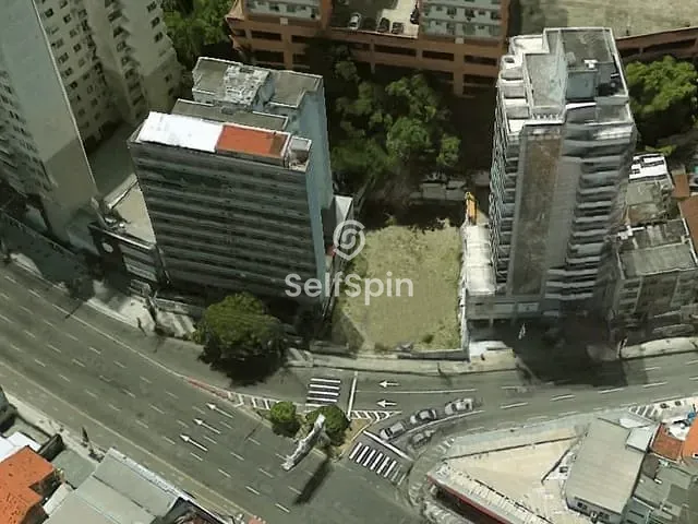 Terreno com 687m², para alugar, no bairro Icaraí em Niterói