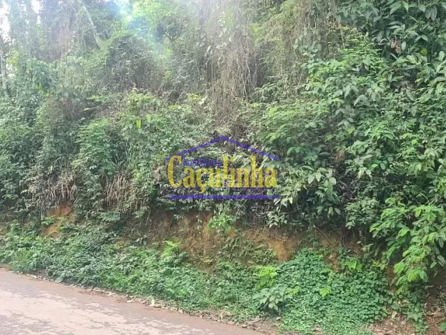 Terreno com 3300m², à venda, no bairro Ipiabas em Barra do Piraí