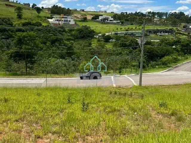 Terreno com 663m², à venda, no bairro Chácara São Félix em Taubaté
