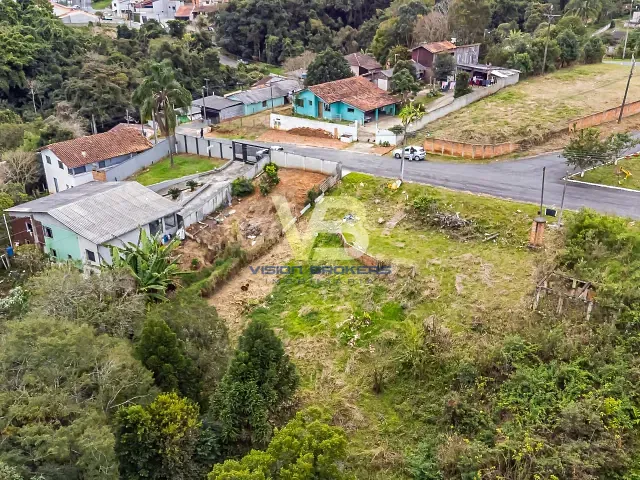 Terreno com 445m², à venda, no bairro Jardim Tropical em Campo Largo