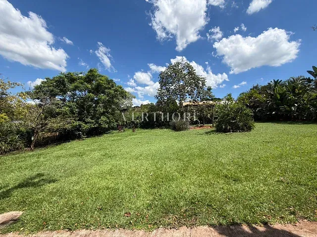 Chácara com 1492m², à venda, no bairro Esperança em Londrina