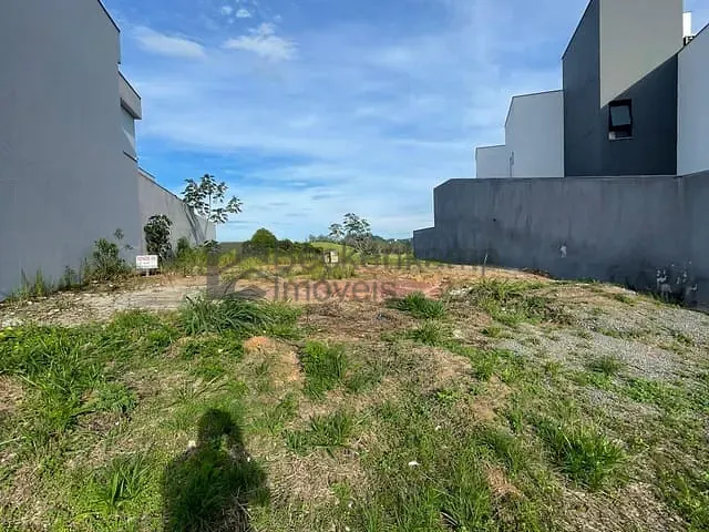 Terreno com 504m², à venda, no bairro Vivendas do Lago em Volta Redonda