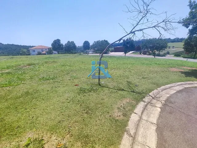 Terreno com 1880m², à venda, no bairro Chácara Santa Cruz dos Pires em Itatiba