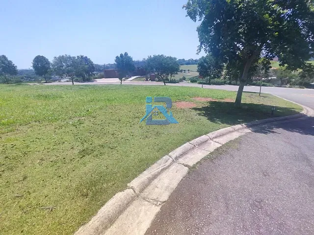 Terreno com 1880m², à venda, no bairro Chácara Santa Cruz dos Pires em Itatiba