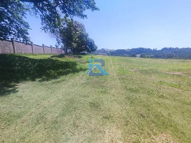 Terreno com 1880m², à venda, no bairro Chácara Santa Cruz dos Pires em Itatiba