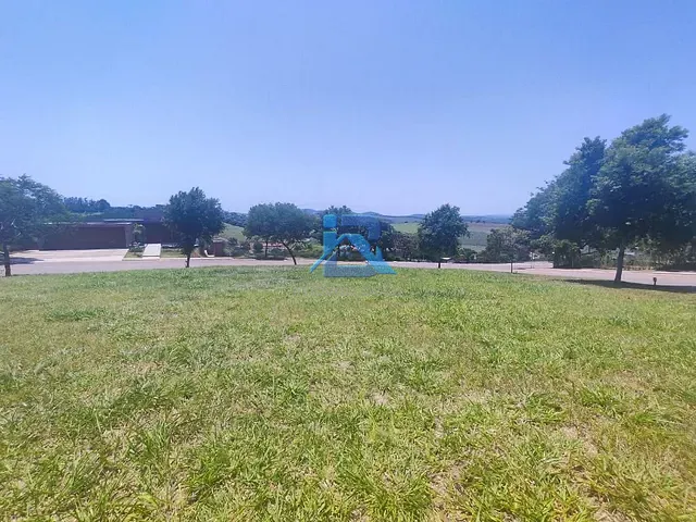 Terreno com 1880m², à venda, no bairro Chácara Santa Cruz dos Pires em Itatiba