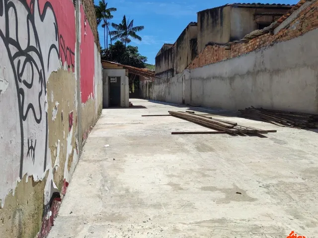 Terreno com 275m², à venda, no bairro SAO BRAS em Belém