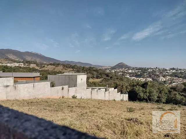 Terreno com 2185m², à venda, no bairro Jardim São Nicolau em Atibaia