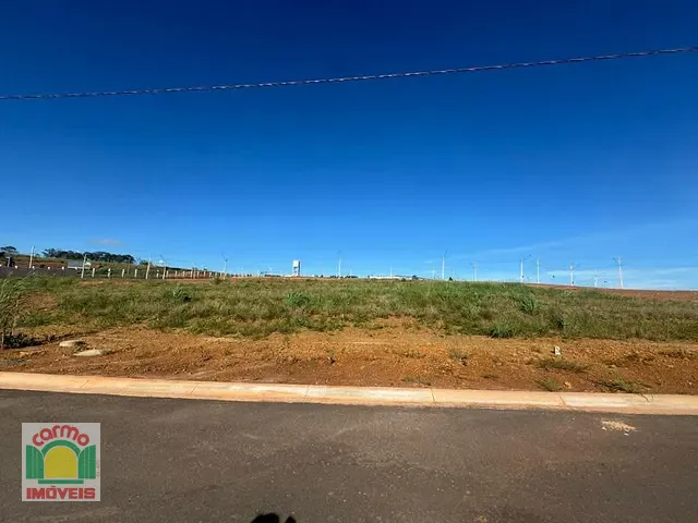 Terreno com 360m², à venda, no bairro Residencial Vila Feliz em Anápolis