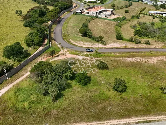 Terreno com 2696m², à venda, no bairro Loteamento Residencial Parque Terras de Santa Cecília em Itu