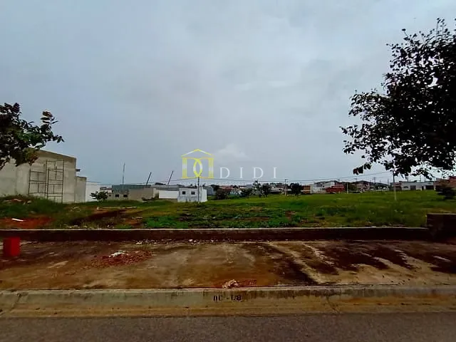 Terreno com 200m², à venda, no bairro Residencial Cambuí em Porto Feliz