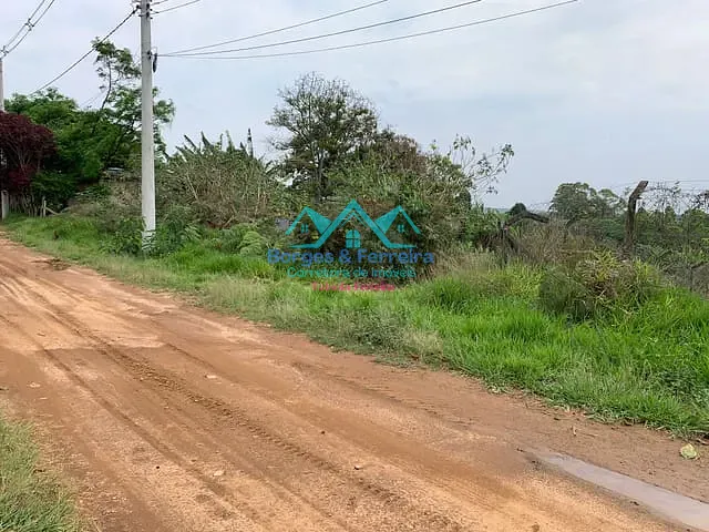 Terreno com 1500m², à venda, no bairro Carafá em Votorantim