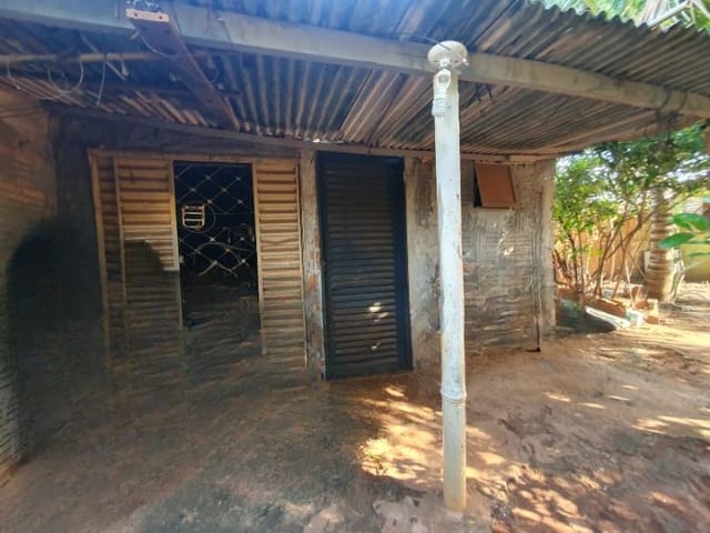 Terreno com 254m², à venda, no bairro Residencial Portal da Pérola II em Birigui