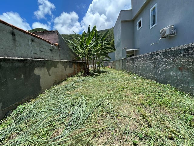 Terreno com 180m², à venda, no bairro Piratininga em Niterói