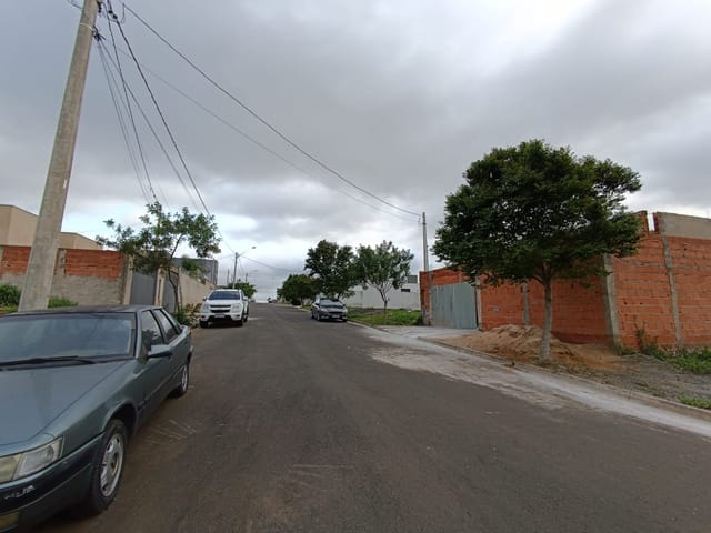 Terreno com 250m², à venda, no bairro Jardim São Lucas em SALTO DE PIRAPORA