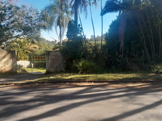 Terreno com 1000m², à venda, no bairro Não informado em Vinhedo