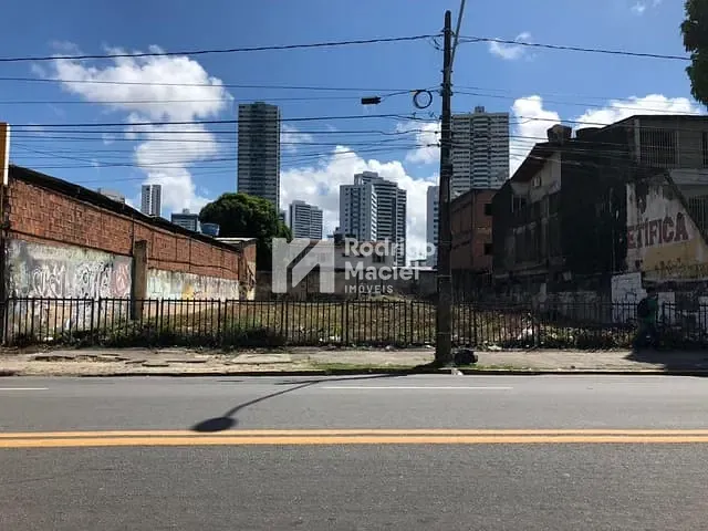 Terreno com 960m², para alugar, no bairro Encruzilhada em Recife