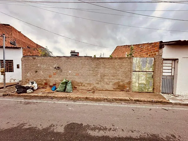 Terreno com 550m², à venda, no bairro São Vicente em Paulo Afonso