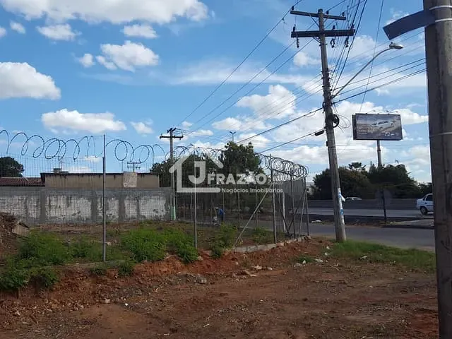 Terreno com 766m², à venda, no bairro Vila Morais em Goiânia