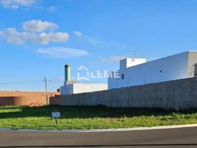 Terreno com 295m², à venda, no bairro Residencial Tambolini  em Santa Cruz da Conceição
