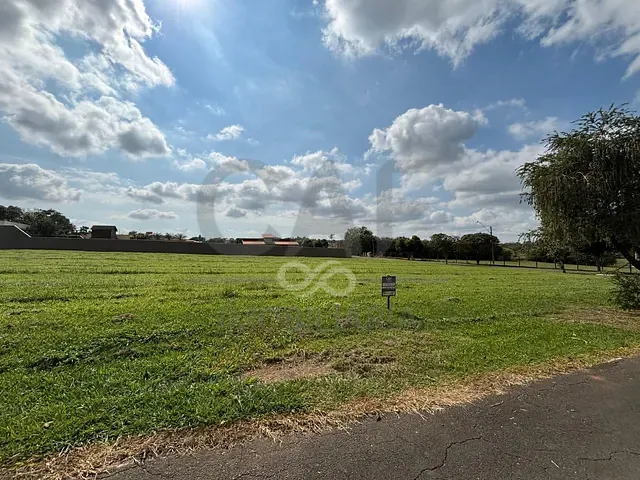 Terreno com 1250m², à venda, no bairro Condomínio Plazza Ville em Jaguariúna