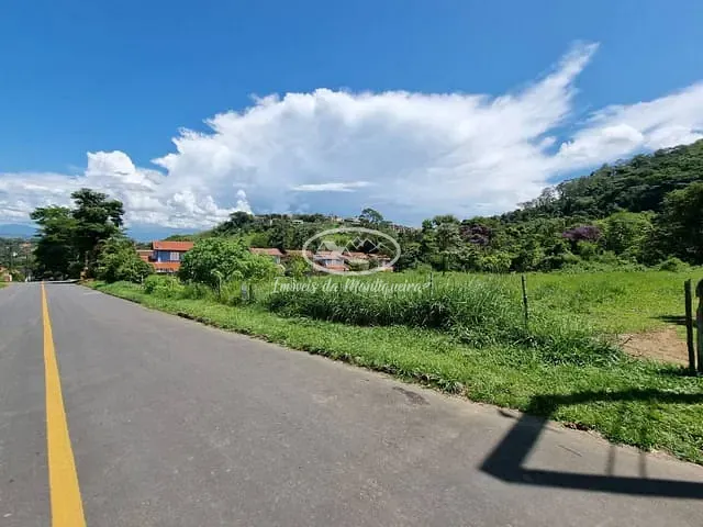 Terreno com 4532m², à venda, no bairro Penedo em Itatiaia