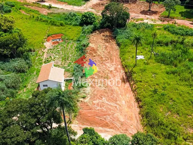 Terreno com 1129m², à venda, no bairro Pinheiros em Itapira