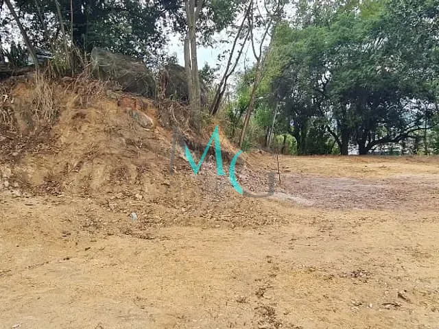 Terreno com 2228m², à venda, no bairro Campo Grande em Rio de Janeiro