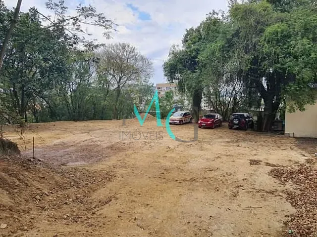 Terreno com 2228m², à venda, no bairro Campo Grande em Rio de Janeiro