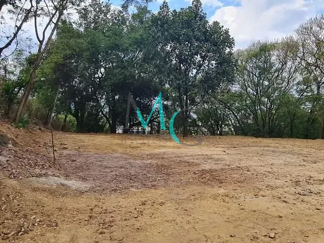 Terreno com 2228m², à venda, no bairro Campo Grande em Rio de Janeiro