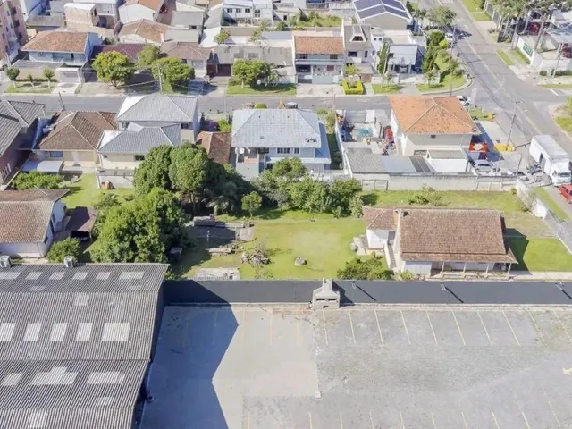 Terreno com 1820m², à venda, no bairro Portão em Curitiba