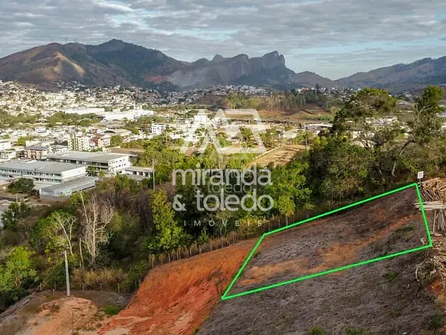 Terreno com 415m², à venda, no bairro Aeroporto em Cachoeiro De Itapemirim