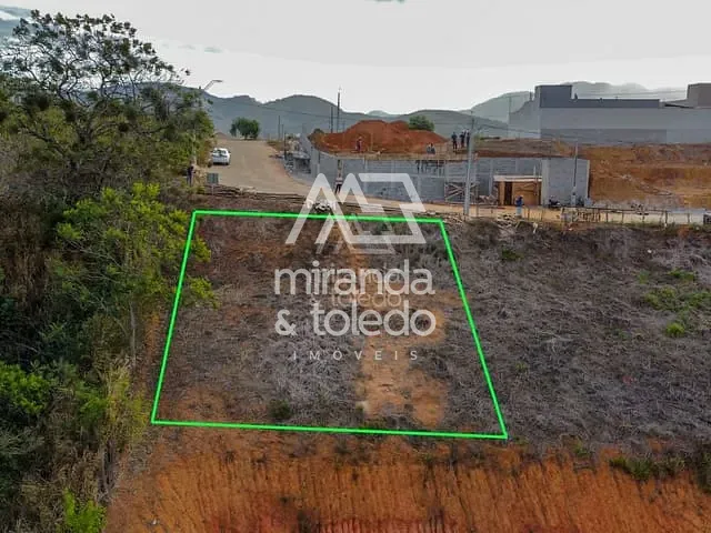 Terreno com 415m², à venda, no bairro Aeroporto em Cachoeiro De Itapemirim