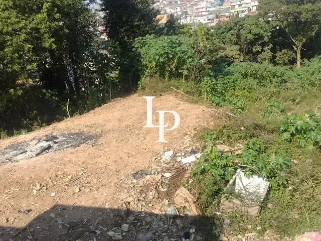 Terreno com 2771m², à venda, no bairro RP9 (Regiões de Planejamento) em Mauá