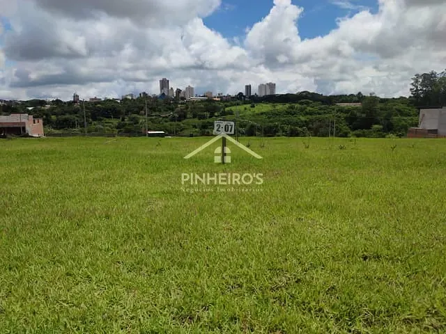 Terreno com 379m², à venda, no bairro Vila Salomé em Cambé