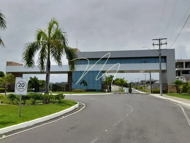 Terreno com 450m², à venda, no bairro Nossa Senhora da Vitória em Ilhéus