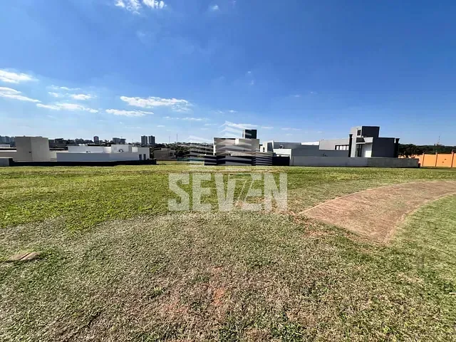 Terreno com 511m², à venda, no bairro Vila Aviação em Bauru