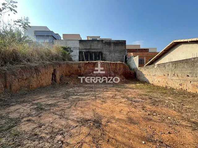 Terreno com 300m², à venda, no bairro Jardim Real em Pinheiral