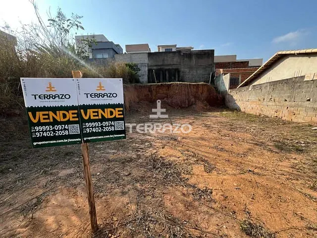 Terreno com 300m², à venda, no bairro Jardim Real em Pinheiral