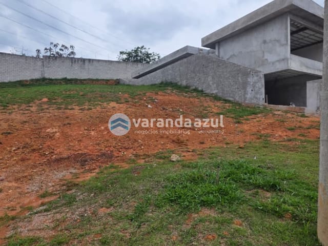 Terreno com 300m², à venda, no bairro Cézar de Souza em Mogi das Cruzes