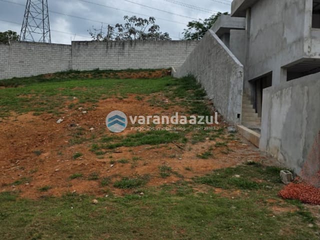 Terreno com 300m², à venda, no bairro Cézar de Souza em Mogi das Cruzes