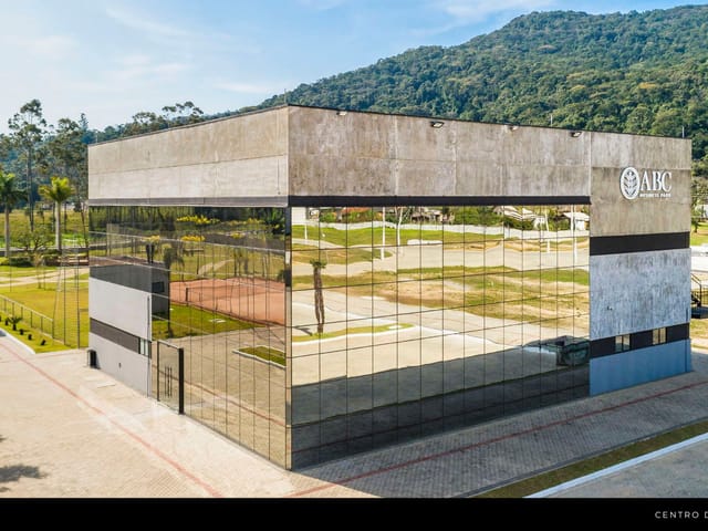 Terreno com 1249m², à venda, no bairro Sertão Santa Luzia em Porto Belo