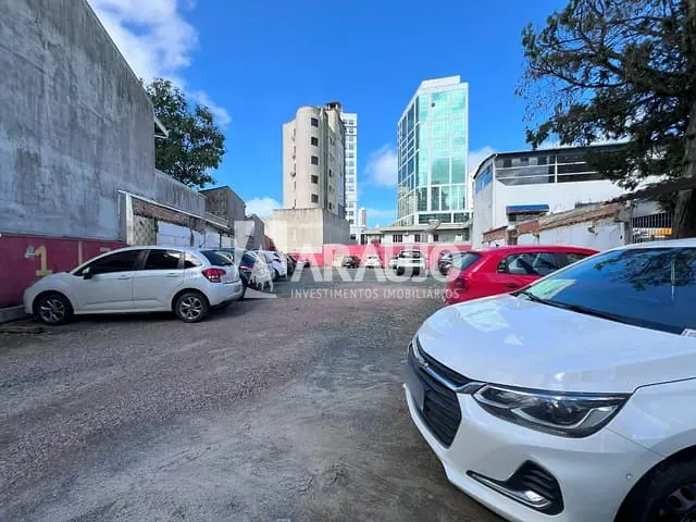 Terreno com 614m², à venda, no bairro Centro em Itajaí