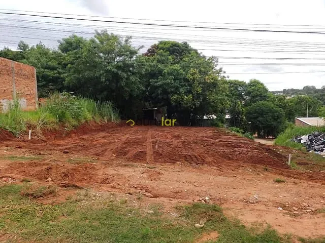 Terreno com 242m², à venda, no bairro Vila Zillo em Bauru