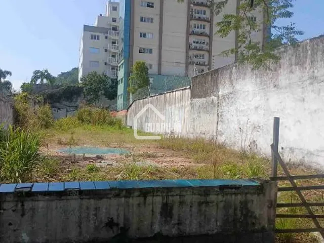 Terreno com 500m², à venda, no bairro Pitangueiras em Guarujá